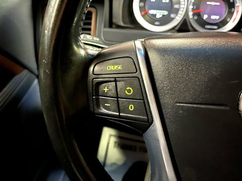 Used 2011 Volvo S80 3.2 w/ Climate Pkg FWD image 16