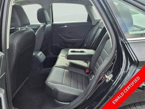 Used 2024 Volkswagen Jetta SE FWD image 27