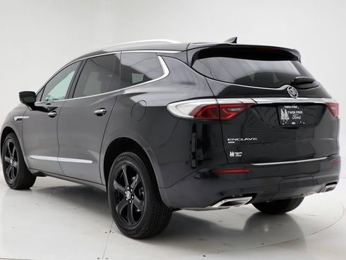 Used 2023 Buick Enclave Essence w/ Experience Buick Package image 7