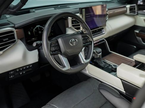 Used 2024 Toyota Sequoia Capstone image 19