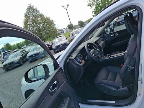 Used 2024 Volvo XC60 T8 Plus w/ Protection Package Premier image 13