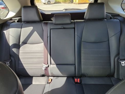Used 2020 Toyota RAV4 Limited image 5