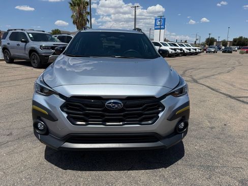 Used 2025 Subaru Crosstrek 2.5i Sport AWD/4WD image 2