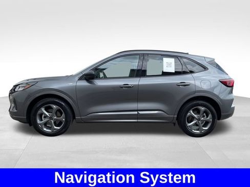 Used 2024 Ford Escape ST-Line w/ Tech Pack #1 AWD/4WD image 2