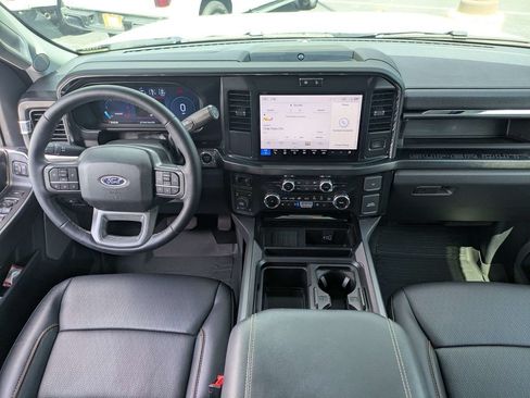 Used 2026 Ford F350 Lariat AWD/4WD image 15
