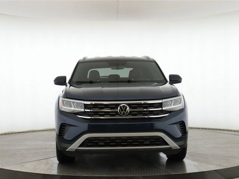 Used 2022 Volkswagen Atlas Cross Sport SE image 12