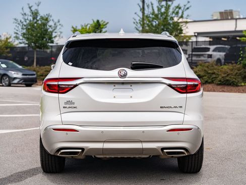 Used 2018 Buick Enclave Premium FWD image 6