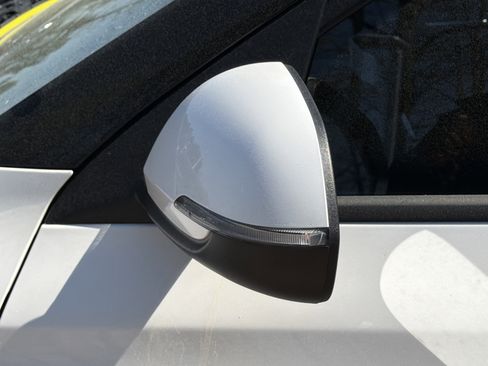 New 2026 Kia Seltos S FWD image 31