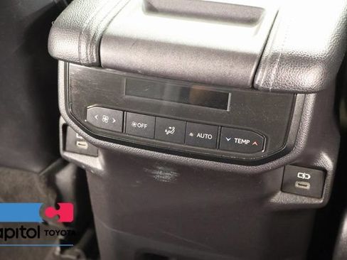 Certified 2024 Toyota Grand Highlander AWD image 29