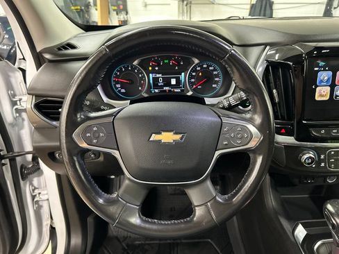 Used 2019 Chevrolet Traverse RS w/ LPO, Floor Liner Package AWD/4WD image 17