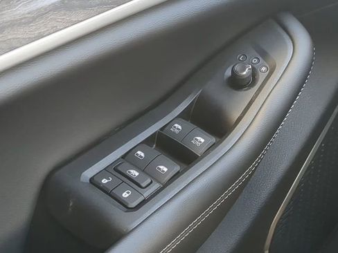 New 2026 Jeep Grand Cherokee Limited RWD image 31