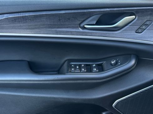 Used 2021 Jeep Grand Cherokee L Limited w/ Trailer Tow Group (B) image 11