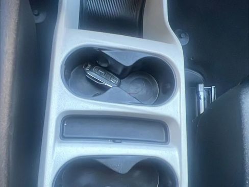 Used 2017 Chrysler Pacifica Touring image 20