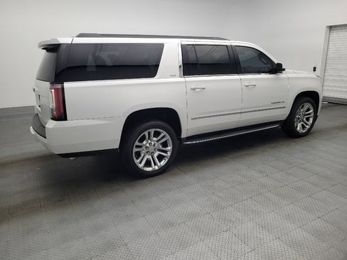 Used 2019 GMC Yukon XL SLT w/ Premium Edition image 10