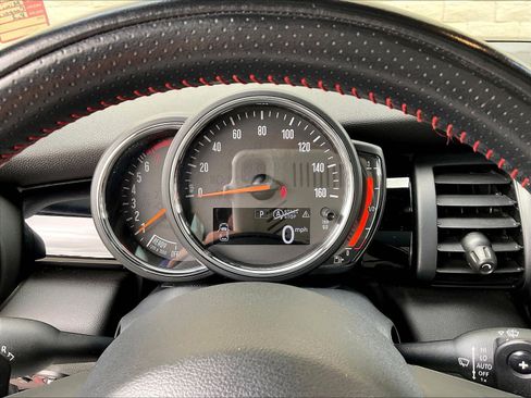 Used 2019 MINI Cooper S FWD image 18