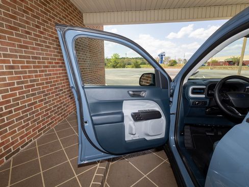 New 2026 Ford Maverick XLT w/ XLT Luxury Package AWD/4WD image 9