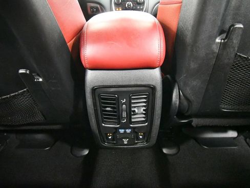 Used 2020 Dodge Durango R/T w/ Trailer Tow Group IV AWD/4WD image 17