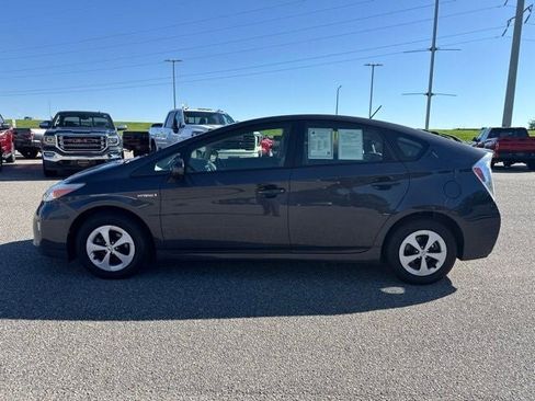 Used 2012 Toyota Prius Four FWD image 6