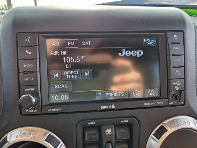 Certified 2018 Jeep Wrangler Unlimited Rubicon w/ Connectivity Group AWD/4WD image 23