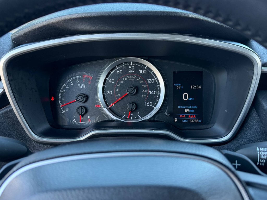 Used 2022 Toyota Corolla SE FWD image 37