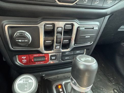 Used 2020 Jeep Wrangler Unlimited Rubicon AWD/4WD image 27