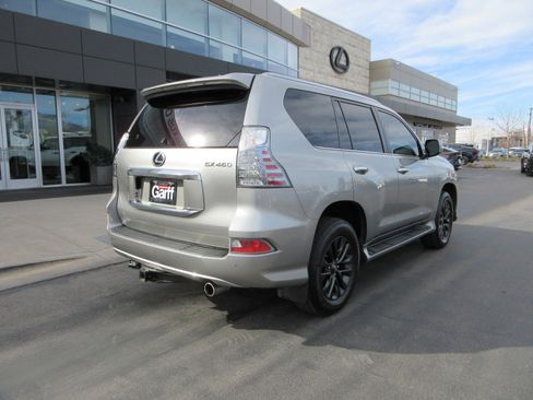 Used 2020 Lexus GX 460 Premium image 9