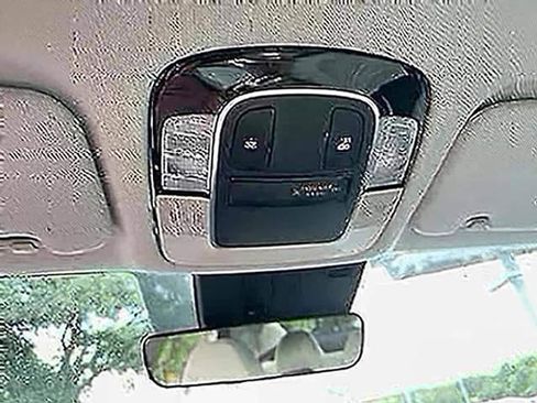 Used 2023 Hyundai Sonata SE FWD image 16