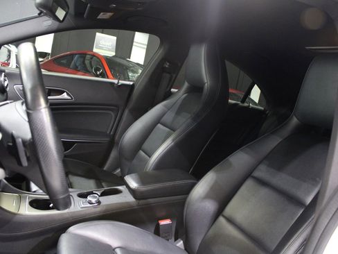 Used 2019 Mercedes-Benz CLA 250 image 22