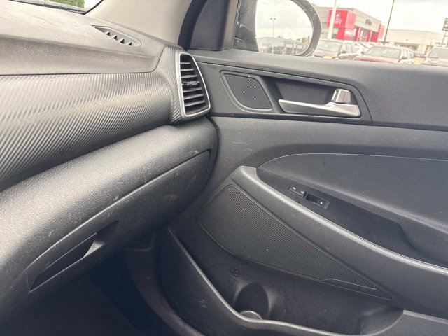 Used 2019 Hyundai Tucson SE w/ Cargo Package AWD/4WD image 17