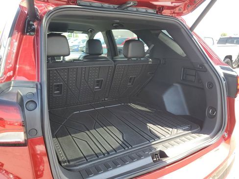 Used 2022 Chevrolet Equinox RS w/ Infotainment Package AWD/4WD image 35