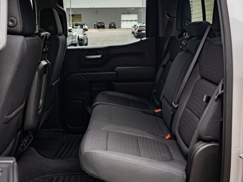 Used 2021 Chevrolet Silverado 1500 LT w/ Z71 Off-Road Package image 37