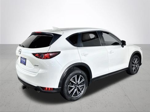 Used 2018 MAZDA CX-5 Touring w/ Preferred Equipment Package FWD image 6