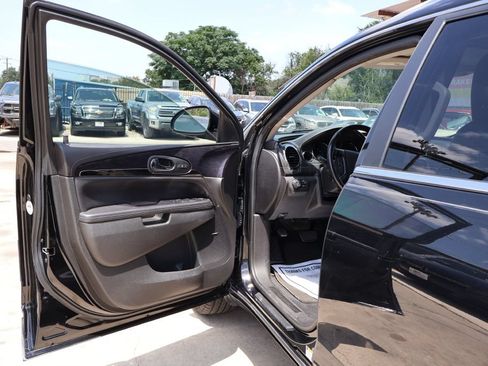 Used 2017 Buick Enclave Premium w/ Enclave Sport Touring Edition FWD image 26