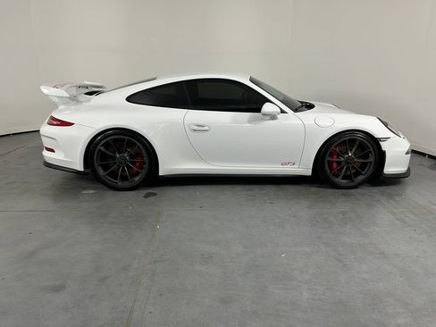 Certified 2015 Porsche 911 GT3 RWD image 8