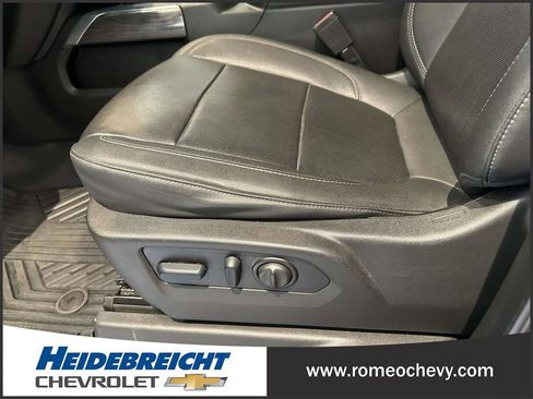 Used 2022 Chevrolet Silverado 2500 LTZ image 23