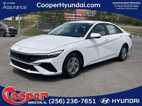 New 2026 Hyundai Elantra SE FWD image 19