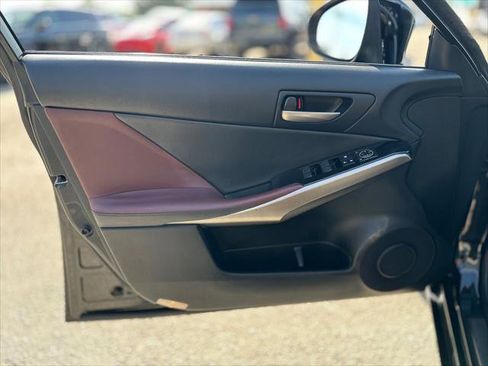 Used 2017 Lexus IS 200t IS TURBO image 17