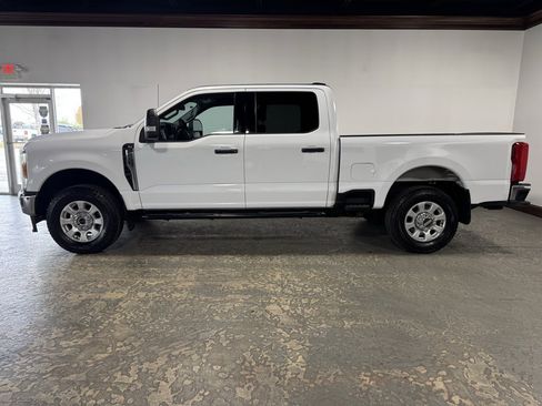 Used 2023 Ford F250 XLT image 7