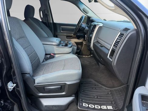 Used 2018 RAM 1500 Big Horn image 15