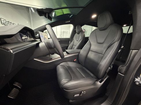 Used 2024 Tesla Model X AWD/4WD image 9