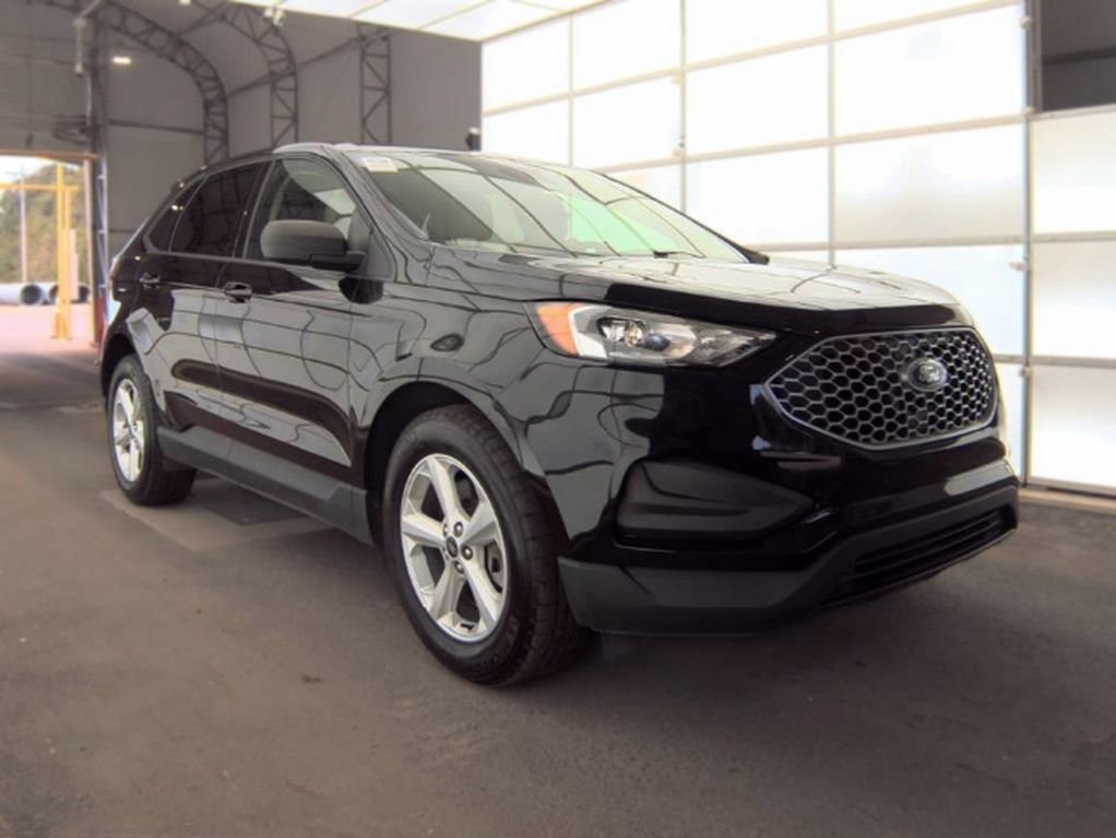 Used 2024 Ford Edge SE AWD/4WD image 4