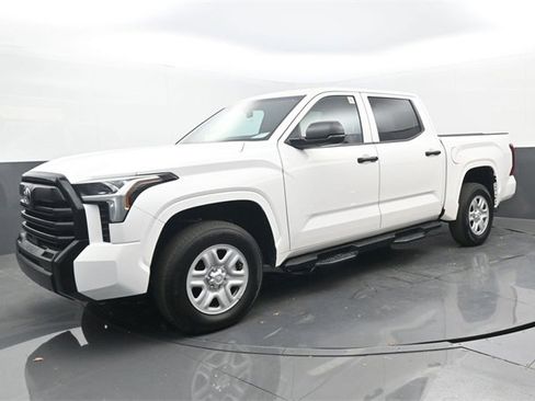 Used 2025 Toyota Tundra SR w/ SR Tow Package image 22
