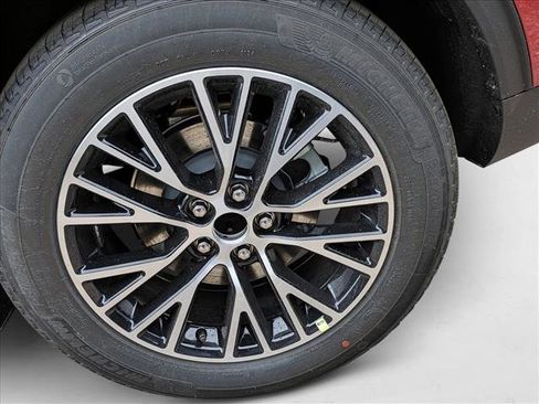 New 2024 Ford Escape PHEV w/ PHEV Premium Package image 10