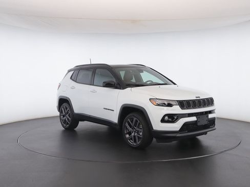 New 2026 Jeep Compass Limited w/ Sun, Sound & Navigation Group image 34