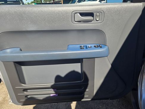 Used 2004 Honda Element EX image 9