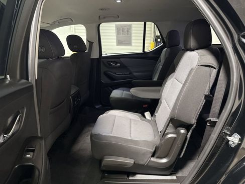 Used 2019 Chevrolet Traverse LT FWD image 22