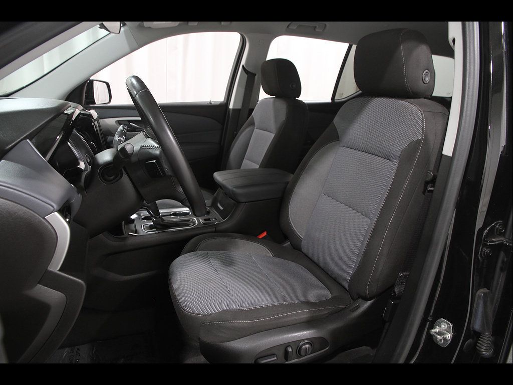 Used 2018 Chevrolet Traverse LT AWD/4WD image 5