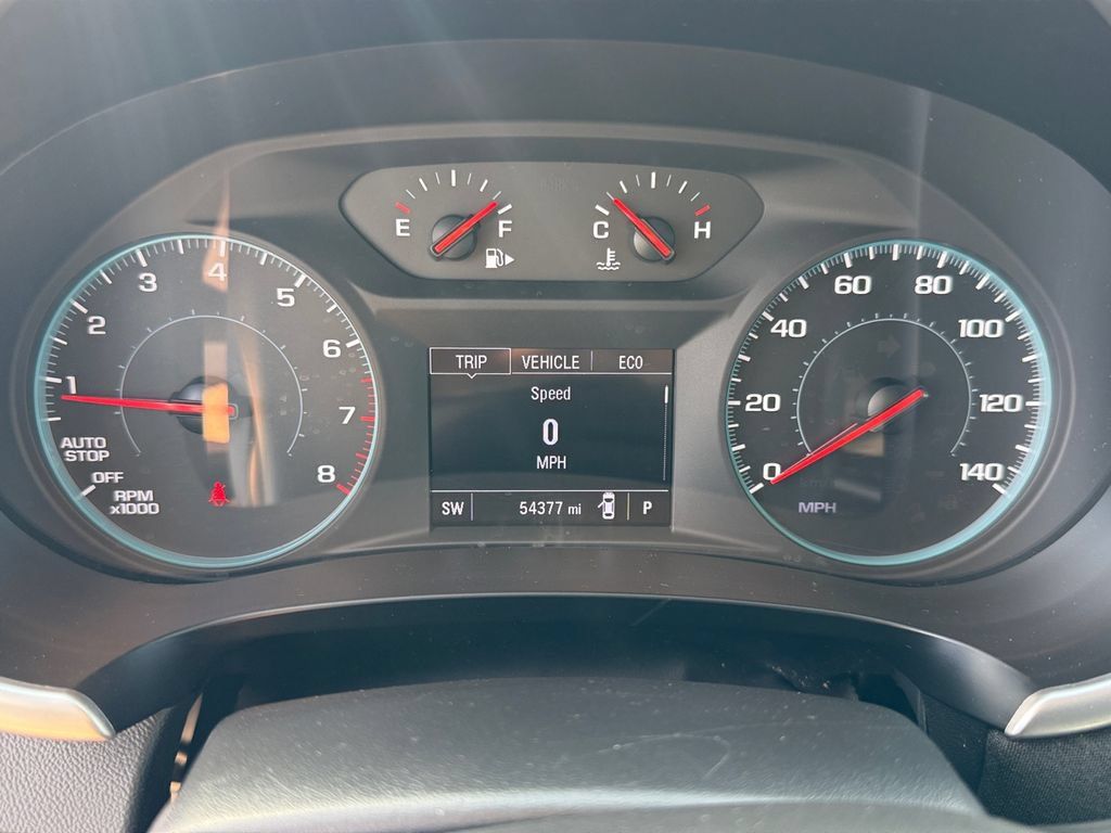 Used 2025 Chevrolet Malibu LT FWD image 13