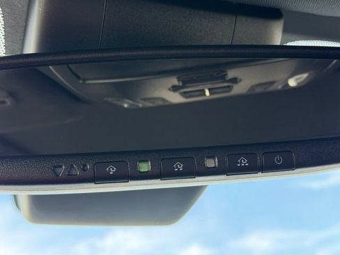 Certified 2026 Toyota Sienna XLE Woodland Edition AWD/4WD image 38
