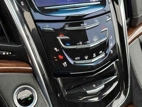 Used 2017 Cadillac Escalade ESV Premium Luxury image 30